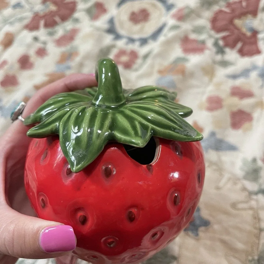 Vtg Ceramic Strawberry Jar With Lid Japan Cottagecore Trinket Jar Farm Granny